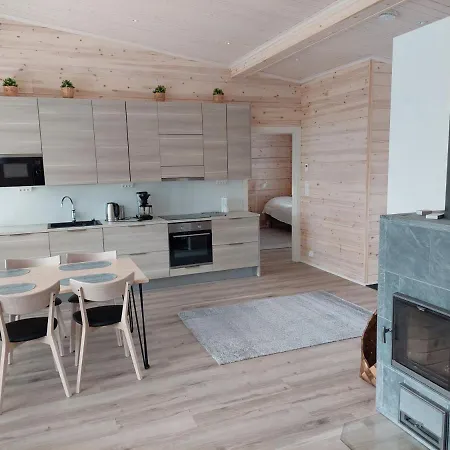 Paatari, Вилла Инари