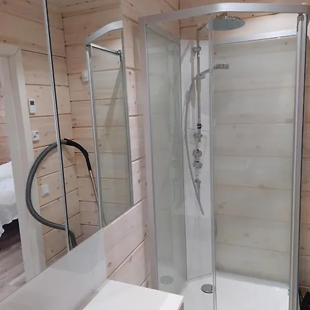 Paatari, Вилла *