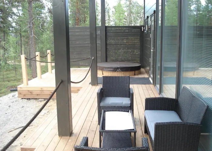 Paatari, Villa Inari